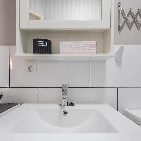 Lujan Playa Canteras Apartment *