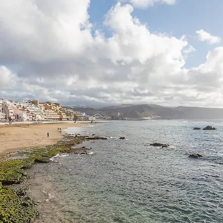 Lujan Playa Canteras *